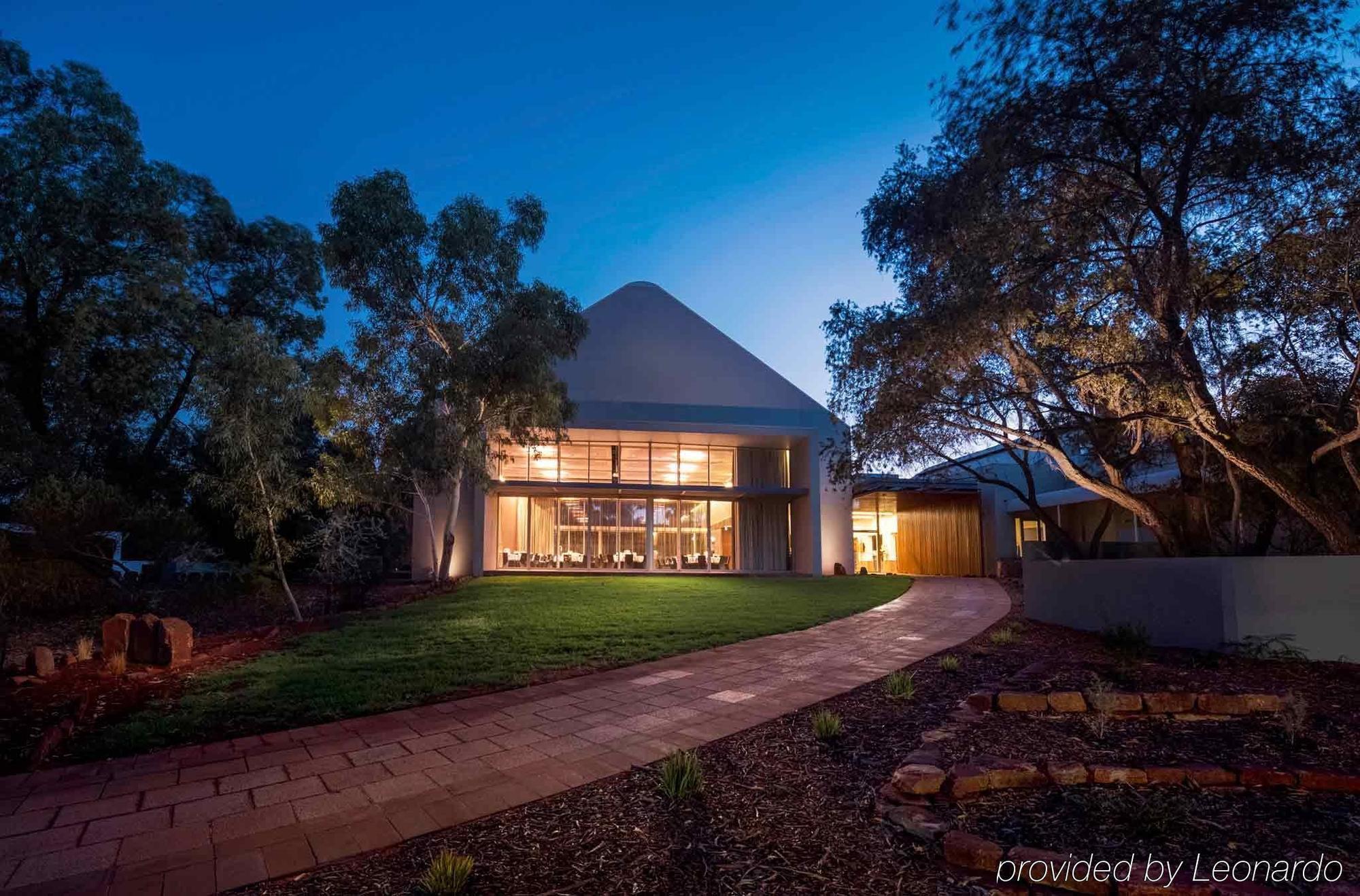 Emu Walk Apartments Ayers Rock  Exterior foto