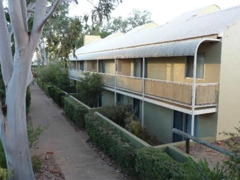 Emu Walk Apartments Ayers Rock  Exterior foto